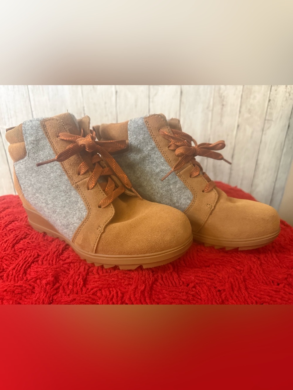 SOREL Evie Lace Up Wedge Boot Women’s 8.5